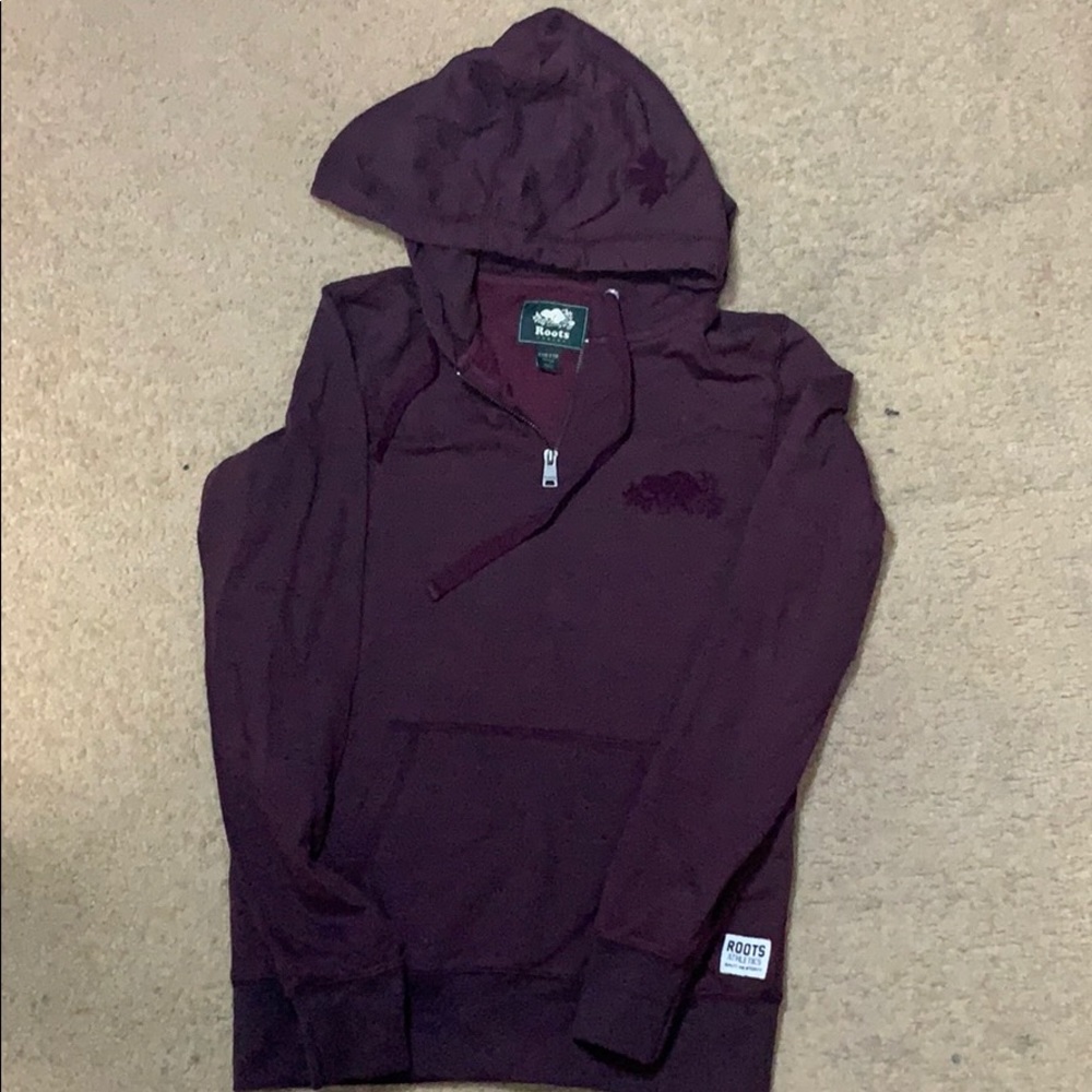 Burgundy roots pullover
